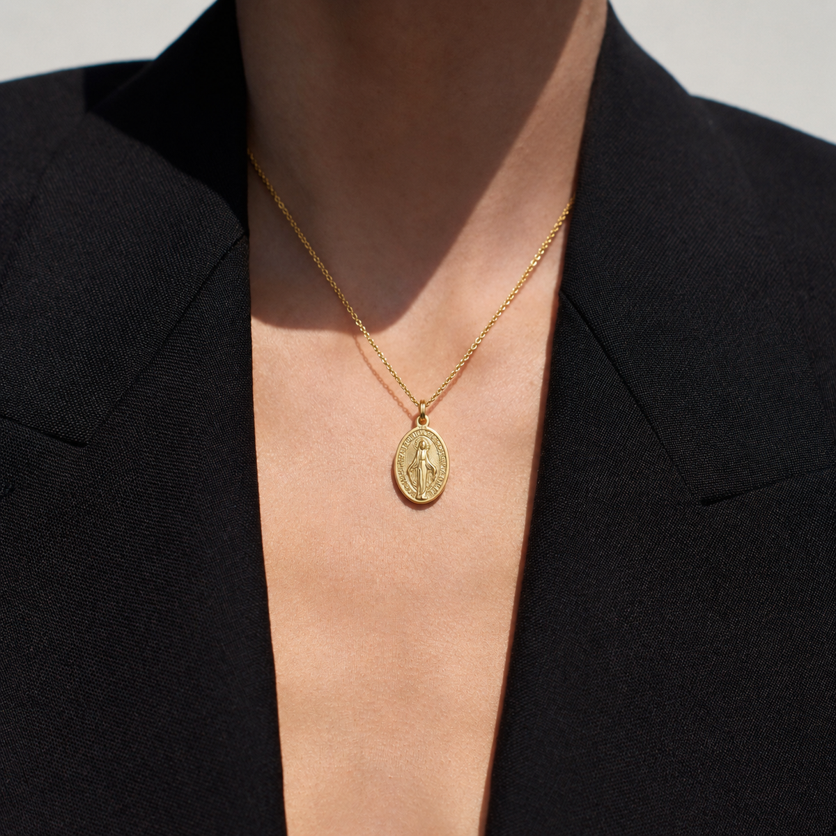 Maria Medallion Necklace